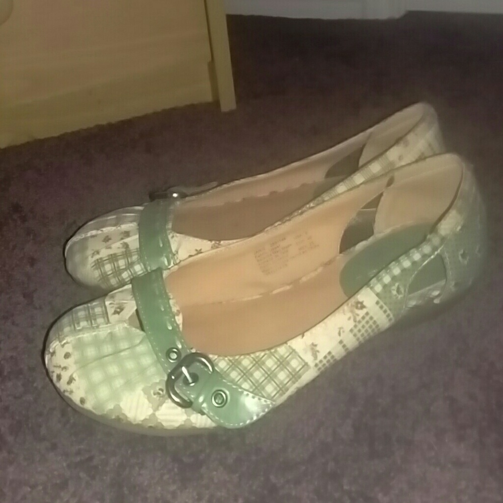 Shoes
